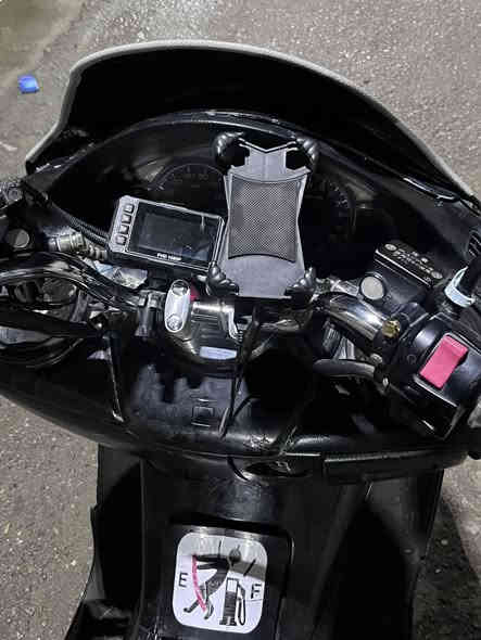 سلام عليكم للبيع دراجه فورزه صفر 8 دراجه كامله وجاهزه من كل النواحي كهربائيات ومكينه مكفوله شواصي مكفوله بيها تزويد صالصنه حلزونيه اصليه وبيها كامره اماميه وخلفيه بس يحتاجن
ربط وبيها داش كام دراجه نكره بكل وقت رايدها ب مليون و50 وبيها مجال للشراي *********** مكاني شعب
