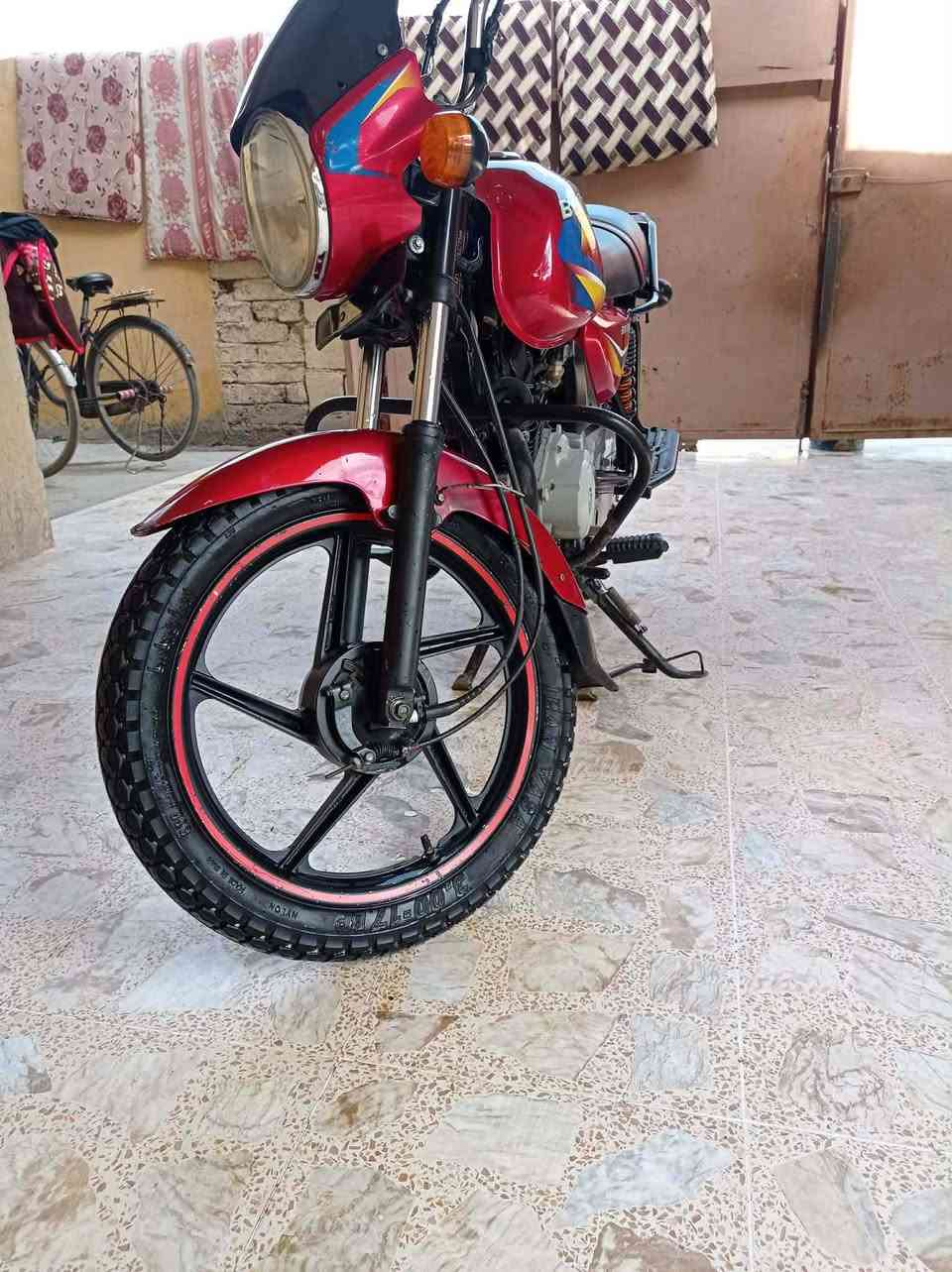 السلام عليكم 
دراجه بوكسر 2021 مكفوله والأوراق كامله
السعر 850 
الإتصال ع الرقم ‏‪***********‬‏
مكلف بالنشر....
