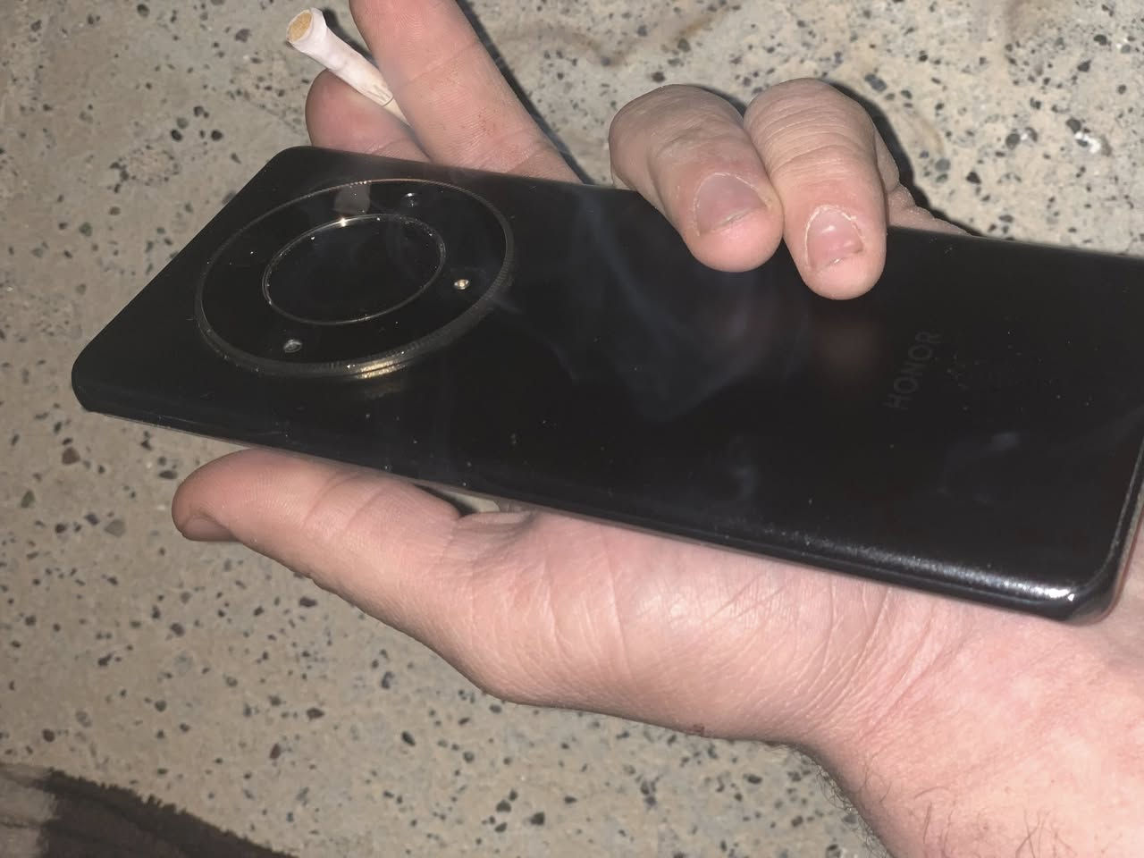 💚HONOR X9b💚5G
بسعر 225 الف فقط 😍
ابو الجوز 
بطاريه 5800 تكفيك يومين🫡 
ذاكرة 256
رام 12💪
معالج سناب دراجون 
بصمه بشاشه🫠 
يدعم شحن سريع 
كامرات 108 ميجابكسل 😘
شاشه قوس سوبر اموليد 
مقاوم الصدمات🥷 
سستم صوت ستريو 
بسعر 225 الف فقط 🙉
واتساب
***********
