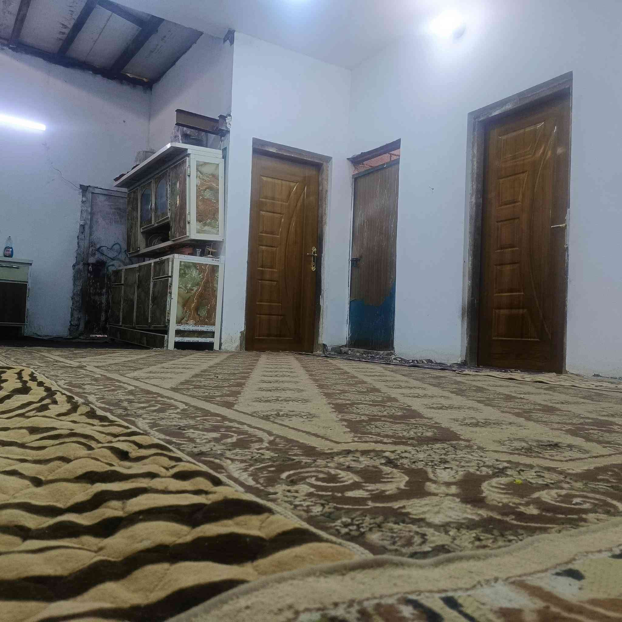 بيت زراعي مساحه 210متر
حي السبل الثانيه قرب اسواق ابو شكريه قرب مدرسة براعم الامل 

بتلو صب كونكريت البناء بلوك عكاده عالشارع العام 

البناء الحالي غرفتين +صاله+صحيات داخليه وخارجيه 

باقي لاستقبال والمطبخ غير مبني بتلوهن موجود مدفون 

خدمات ماء كهرباء وبيه وصل تطويب

السعر 60 وبيه مجال قليل 

***********
