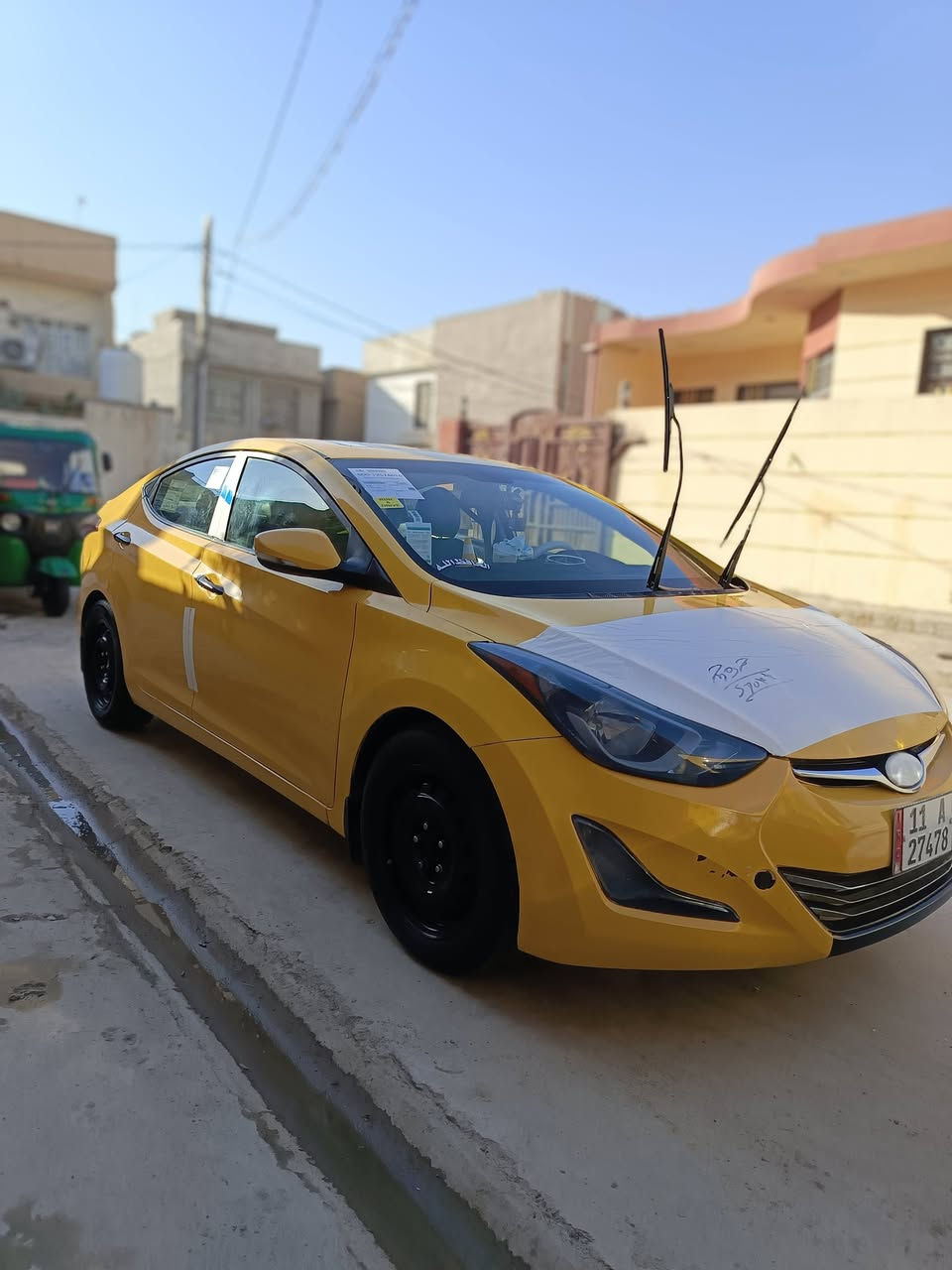 سلام عليكم 
الانترى موديل 2012
فول موصفات بانورامه 
اشاير بلمري كشنات تدفئه 
محرك وكير خير منالله 
بصمه 
حداديه ٪80 
سونار بلصور 
السعر 100 وبيها مجال 
ه‍ ***********
