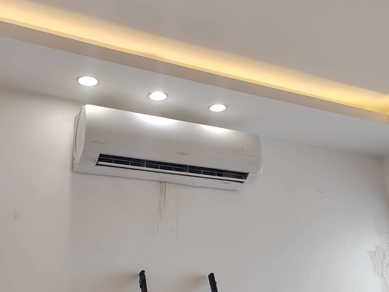 ‏((بسم آެلله الرحمن الرحيم ))
‏
‏ليش حاير 🤔سبلتك وكف👇
‏
‏سهلنالك الأمر فقط اتصل 
‏
‏‪***********
‏
‏شد ونصب وفتح وصيانة جميع انواع السبالت ✅
‏
‏***شغل مضمون ومكفول باحدث المعدات مع ضمان العمل وغاز فرنسي شرط
‏
‏ورشة المهيمن الفنيه للتبريد نجيك 
‏لبيتك او مكان عملك عروضنا مستمره نصب سبلت تصليح
‏مكيف شحن الغاز فرنسي شرط وباسعار مغرية 🤩 
‏
‏ملاحضه اسعارنا تنافسيه مع كل نصب سبلت او تصليح ٲي عطل الجهاز الثاني تخفيض20%
‏
‏⚠️ متواجدين في جميع أنحاء الموصل وعلى مدار24ساعه ونجيك لباب لبيت فقط الاتصال على الرقم7502120608 ومتواجدين واتساب
ورشة المهيمن الفنيه للتبريد
