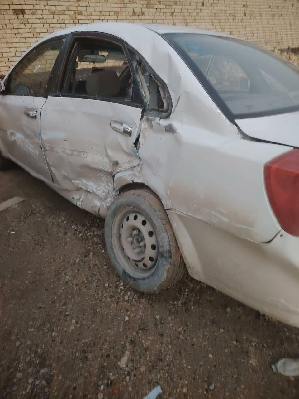 اوبتره بيع على حادثها داورتها قبل يومين هزه جديده قبل يومين من سويتها سياره حلوه كير محرك حداديه حلوه 2011 
سعر 55 وبيه مجال ***********
