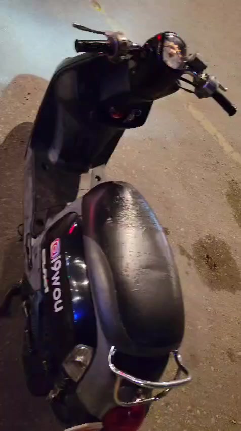 دراجه بوليس نضيفه ما مفتوحه تجي تفحص وتشوف شلعتها فول السعر 600وبيها مجال العنوان كربلاء الروضتين رقمي ***********
