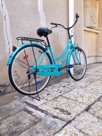 للبيع 219.  07902251262