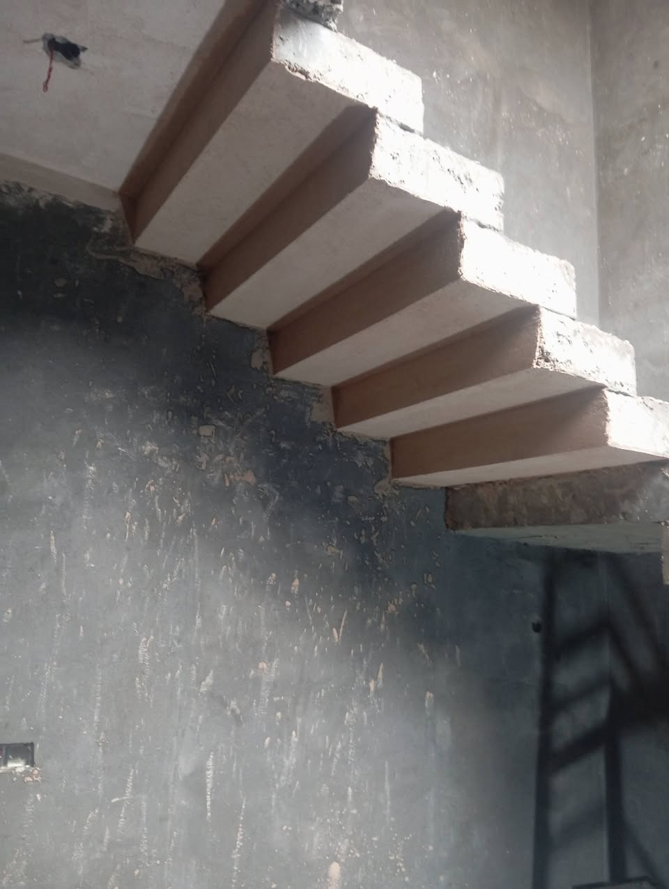 كادر البخ سميت جص مخمر قطعي وعل متر *********** ***********
