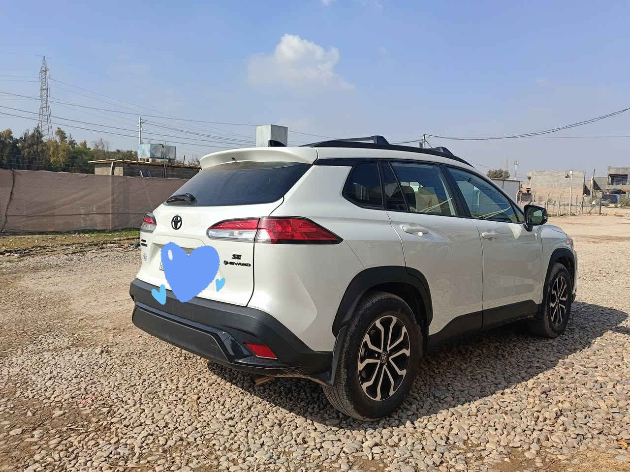 كورلا كروز هايبرد 2025 وارد امريكي  رقم بغداد
هايبرد
بصمه تشغيل عن بعد +بصمه ابواب
رادارات 360 درجة 
نقاط عمياء بالمري + اشتري بالمري
قيادة شبه ذاتية 
السيارة ماشية 7000 كيلو 
شاشه كبيره +كامره دواره
سايد بريك بصمه + هولد 
شاحنة هاتف لاسلكي
تحكم ستيرن
قطعتين تبريد
ثلاث انظمه قياده 
ويل كب كروم 17 انج
الظرر  تبديل بنيد فقط شرط بدون دواخل 
بدون ايرباك
للاستفسار الاتصال على الرقم ***********
السعر 30 مليون وبيها مجال
