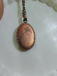 قلادة نحاس • حجر طبيعي • آيات المحبة