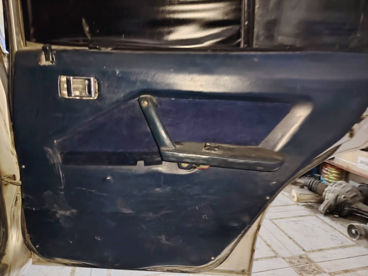 بطاين سوبر للبيع نظافه خمسين بالميه ***********
