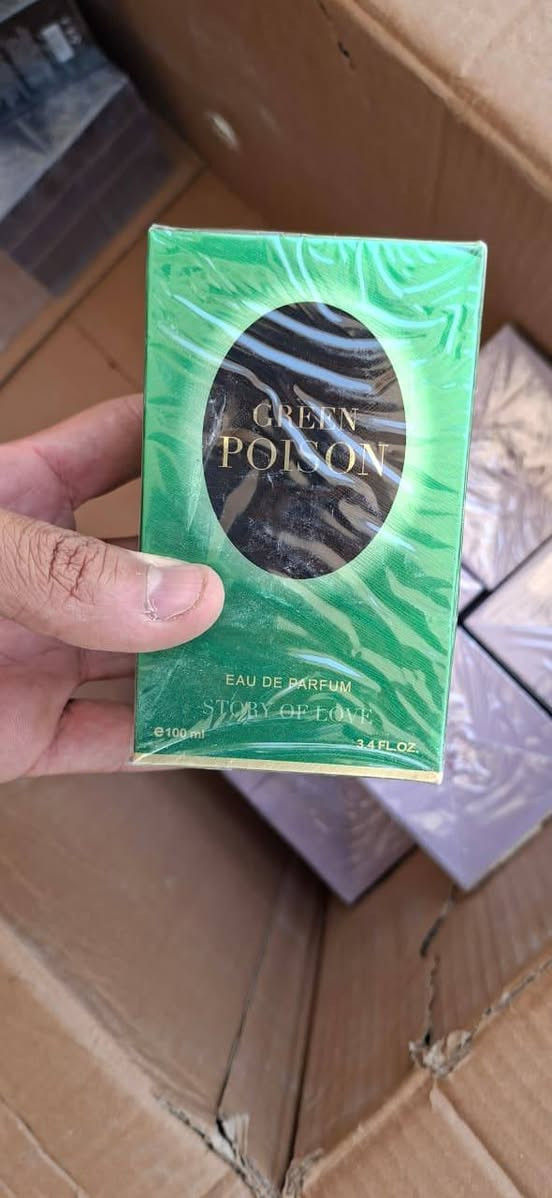 تصفيه عطور كوبي ماستر باقي تقريبا 69 قطعة  القطعة على 5 الي ياخذ شلعه اله خصم متوفر توصيل للحجز مراسله الصفحة او واتساب ***********
