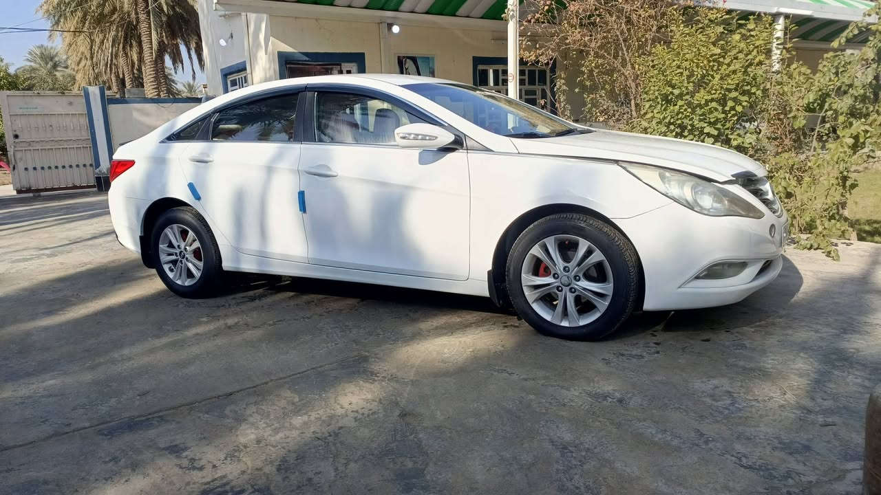 السلام عليكم للبيع سونات خليجي موديل 12 رقم دهوك نكليزي بسم ولد صديقي شرط الفحص ول سنار كلين مكينه وكير وحداديه تخم تاير جديد تبريد ثلج مالت جناي بيع مستعجل إني مكلف بل نشر السعر 127 بيه مجال بصيط العنوان بابل الحمزه الغربي ***********/////***********
