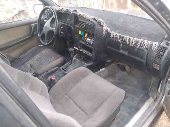 🌹بەناوی خوای گەورە🌹 
ئۆپڵ ئۆمیگا گێڕ ئۆتۆماتیک  گێڕومەکینەو ئەکسلی بەشەرتی فیتەر تایەی تازە تەرجیل لایت فول گەرمی مەزبووت هەتە بڵیی جوان و پاکە ماڵی فەقیر 
سەنەویە بەغ و پاوەر کوشنو بەرگە دەرگای هه مووی جوانە  سەیارەکە زۆر جائیزا سعر ٩ گەڵا قفڵ 
 تکایە سەیارە بە قەرز ونامە نافرۆشم تکایە لەگەڵ ریزم ؟ 
گۆڕینەوەشمان هەیە لەسەر دڵ گرتن بە گێڕ عادی 
لەسلیمانیم گەڕەکی تواسپی نزیک هەواری شار 
*********** بەس تەلەفون السليمانية
