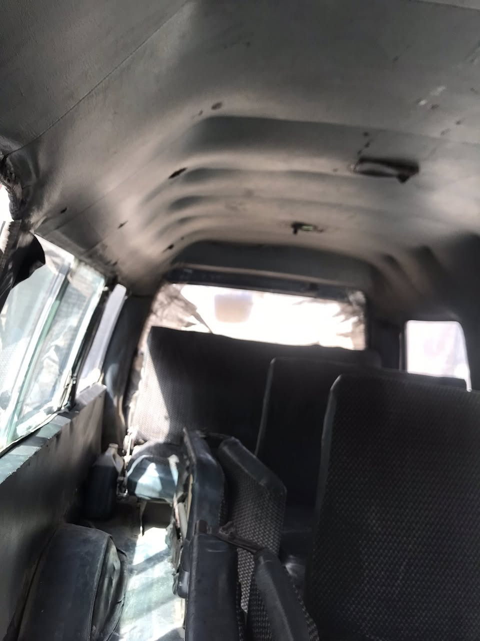 السلام عليكم كيا اسيا للبيع موديل ١٩٩٤ سعرها 20 ورقه وصاحبها موجود تريد وكاله عنوان السكن بغداد تقاطع درويش حي التراث رقم الهاتف *********** مكينه وكير واكسل جيده جيدًا تخم تاير وباتري جديد دواخل السياره دوشمه نضيفه
