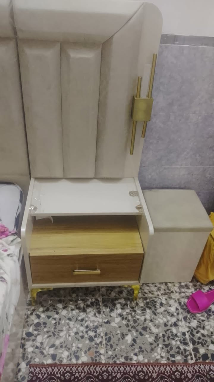 غرفة نوم مستعملة قليل صار 5اشهر من جبناهة اللاسستفسار الاتصال على رقم العنوان بغداد حي البساتين +964 774 249 0302


**إذا كنت صاحب هذا الإعلان وتريد حذفه لأي سبب، رجاءا أرسل رسالة إلى الدعم الفني**