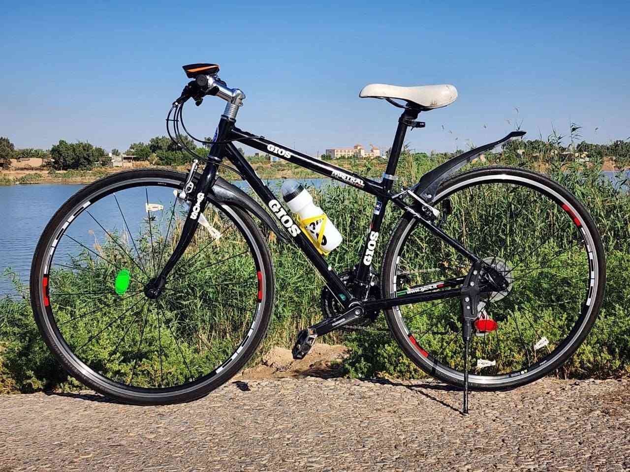 السلام عليكم دراجه هوائيه نوع سي 700 نضيف فول المعدن المنيوم السرع الخلفه 8 xالاماميه 3 نضام المر والدال شيمانو اصلي والماركه للدراجه 🇮🇹 ايطاليه مع نشره خلفيه ومصباح امامي سعر دراجه 260 وشرط لفحص قبل لا تاخذه


**إذا كنت صاحب هذا الإعلان وتريد حذفه لأي سبب، رجاءا أرسل رسالة إلى الدعم الفني**