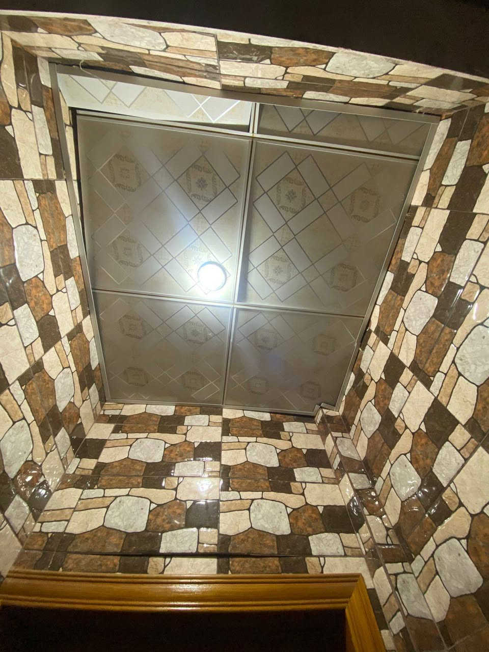 بودانانا ديكوراتا و گريدانا كاره بي شيوازين سه رده مانه 
***********
