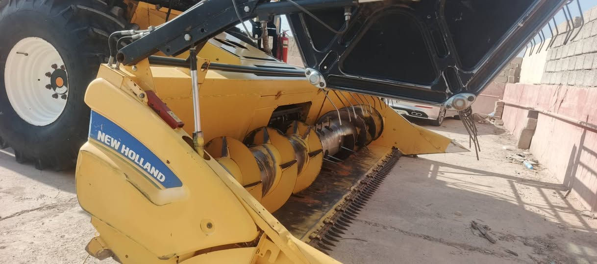 السلام عليكم حاصده2017للبيع رقم سليمانيه شرط التحويل مكفوله كفاله عامه محرك كير شرط قطره لحيم ماكو الشراي يتصل ***********المكان كركوك قضاء الحويجه
