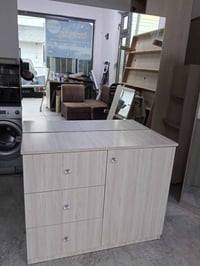 طاولة سفرة • حالة ممتازة • السليمانية