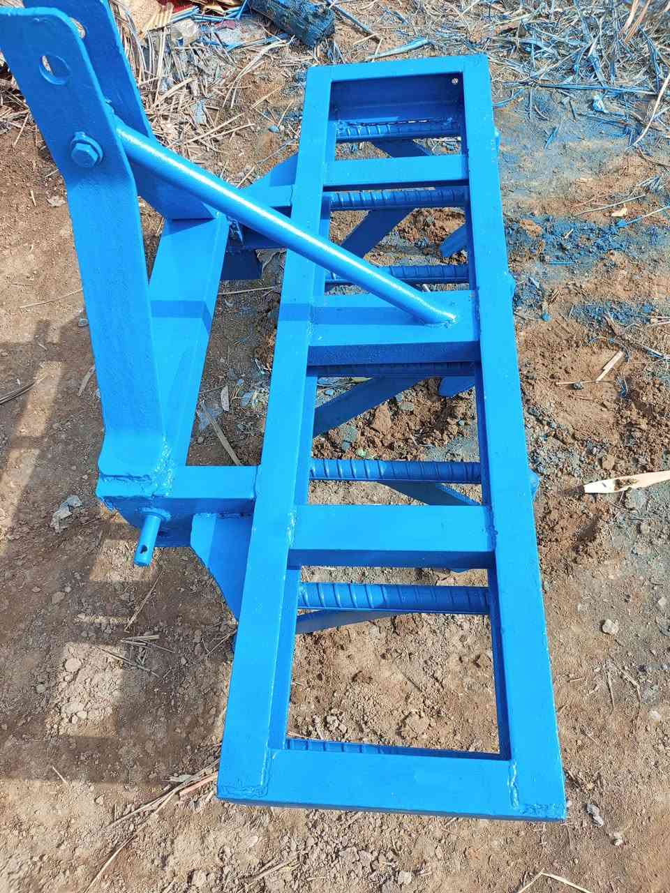 السلام عليكم للبيع خرماشة مكان بغداد الاتصال على الرقم ***********
