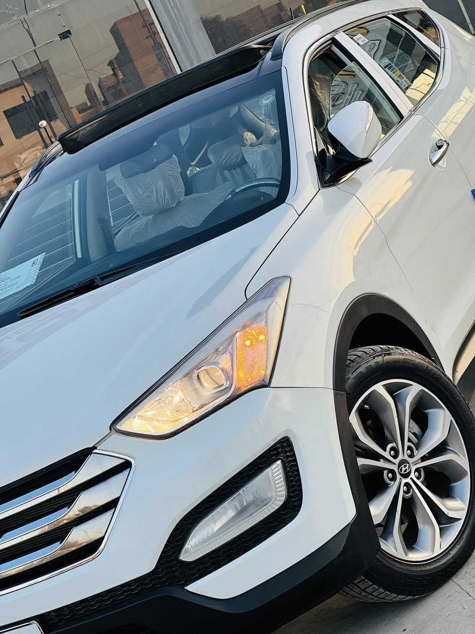 سنتافي موديل 13 بدون صبغ مكفولة رقم اربيل دولي لل30 هزة 2026/8  فول مواصفات 1/1 بس بصمة مابية مري شفط اشاير بلمري كشنين كهرب بكلايت لد بنرامة داخل لونين مكينة 4 لا صرف ولا نفخ السعر اتصل وتدلل يرهم بيع ومراوس رقم الهاتف ***********
