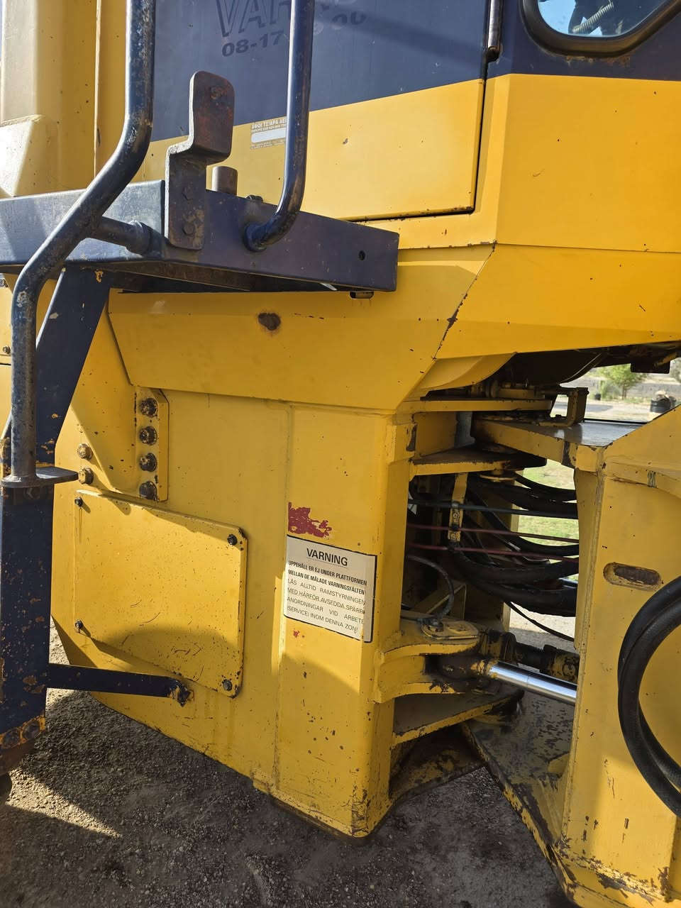 سلام عليكم من رخصت مدير الكروب
للبيع شفل كوماتسو تخته حجم
380 موديل 93 رقم اربيل سنويه جديد
بلادي قطرت صبغ مابي مكفول من كلشي تخم تاير محرك كمنز 12 ولف امريكي
سعره 250 $
***********
