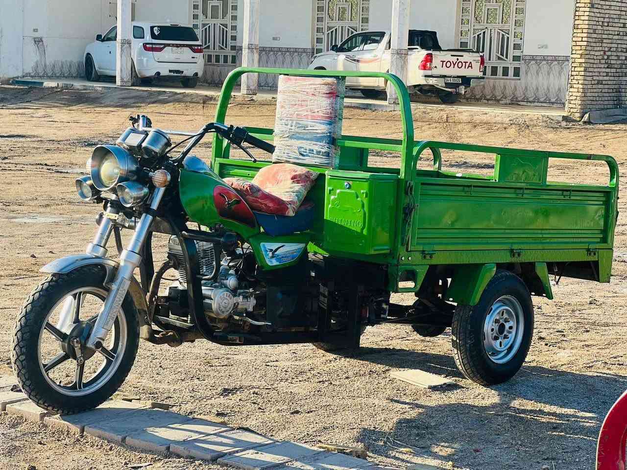 سلام عليكم ستوته مديل 23رقم وسنويه ال31تواير كارتون مكينه جديده نكره سلف ستوته جاهزه كهربيات كل شغاله ماعوزه برغي سعر ب2300وبيه مجال ***********
