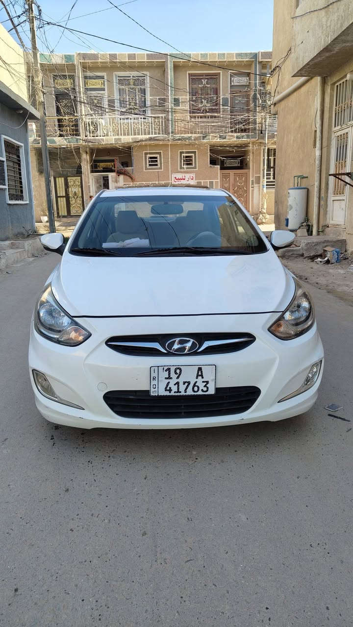 ياالله سلام عليكم للبيع أومراوس هونداي أكسنت موديل 15خليجي فول مواصفات مكينه 1600 السياره جديده وجاهزه علااخر حبايه وبل عافيه علياخذه السعر 103وبيه مجال للاستفسار ***********مكاني كربلاء
