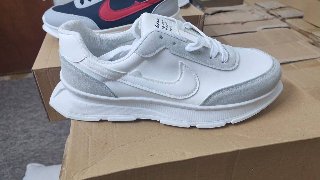 السلام عليكم حبايب احذيه اروبي بسعار خياليه الحجز وتساب ***********
