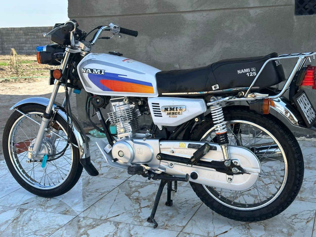 ‏دراجة إيراني للبيع  موديل 23 رقم السنوية العنوان بصره قضاء القرنة رقم الهاتف  ***********
