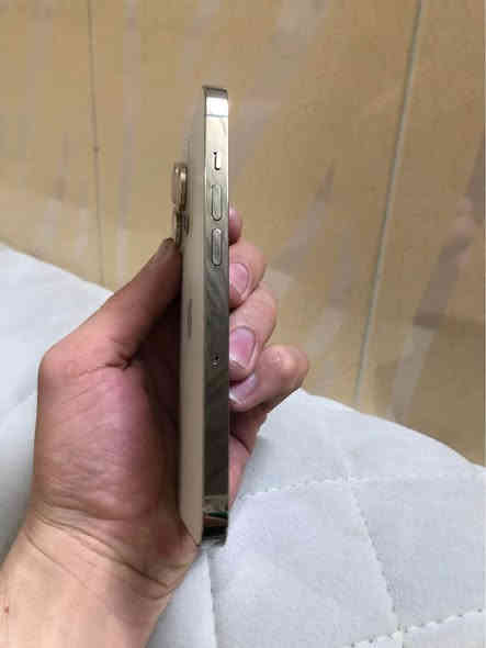 IPhone 14 pro
لۆک زۆر زۆر پاک
ڕەنگ gold 
128 گێگابایت 
1 sim 
پاتری 79
شەحنێکی 25 هەزاری لەگەڵە 
کارتۆن خۆی لەگەڵە 
ZD/A
هەموو گیانی ئەم مۆبایلە بە شەرت 
بەشەرتی هەواو کۆمپیوتەر 
نرخی 430 $ دۆلار
***********
واتساپ ڤایبەر السليمانية
