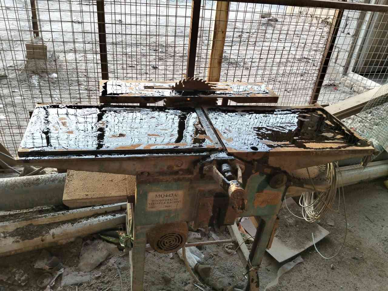 مكينه نجاره اصليه تقطيع وتجفيف
رفوف محل خشب
ميز حديد3
فخات حديد
للبيع
السعر وتفاصيل أكثر على واتس هذا الرقم***********
