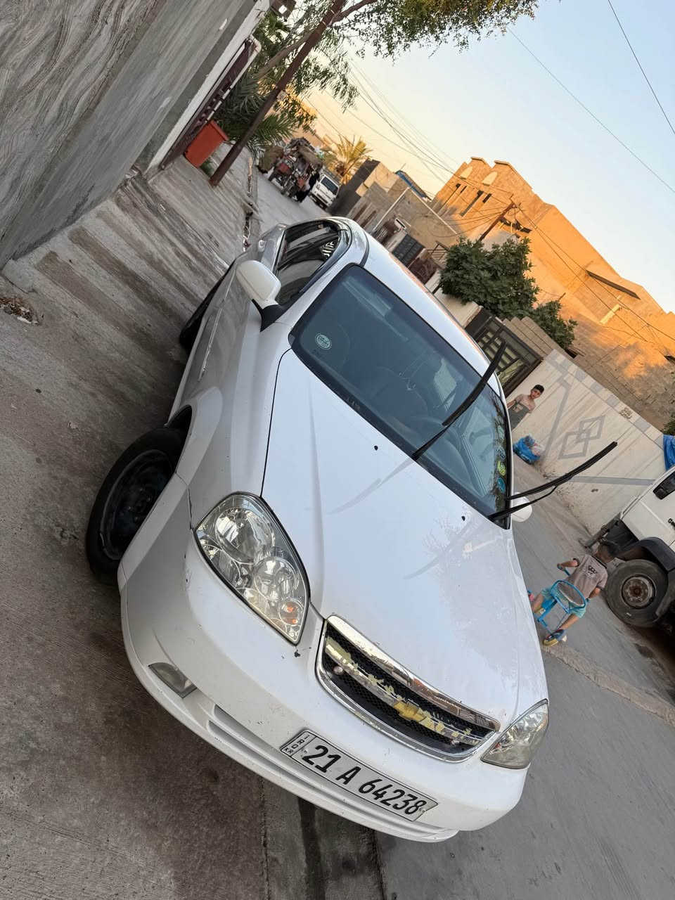 اوبترا موديل ٢٠١٠ كير اوتوا ابيض بيهً جاملغ تجاري حسب التقرير الموجود بيه بطاقه بانزين *********** كركوك, العراق
