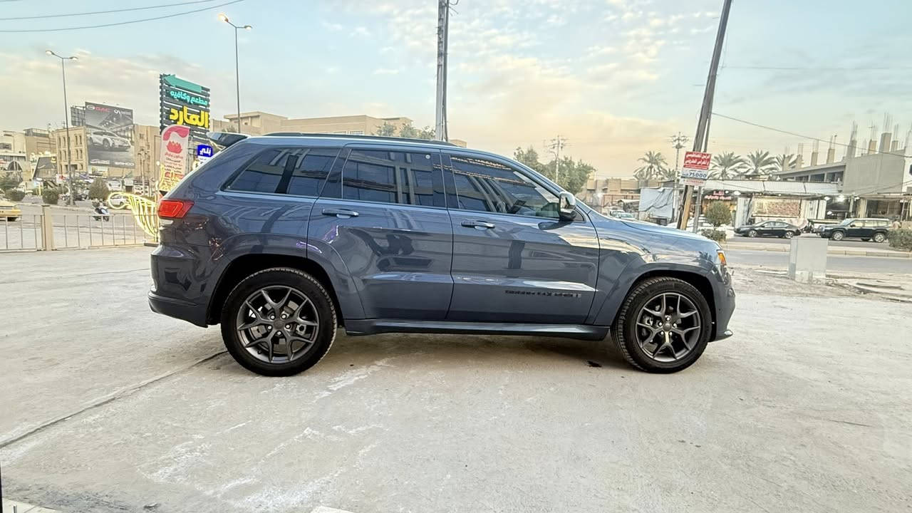 السلام عليكم
للبيع جيب لمتيد اكس 2020 JEEP GRAND CHEROKEE, LIMITED X
موديل 2020 رقم أربيل 
السياره  فوول للاخير ١/١ محرك 3600 ماشية33
_____________
ضرر السياره موضح بالصوره بنيد فقط زاد ربع حاملاغ امامي بدون دواخل
السعر 260$$ وبيهه مجال

مكاني أربيل
للاستفسار / رقمي***********

