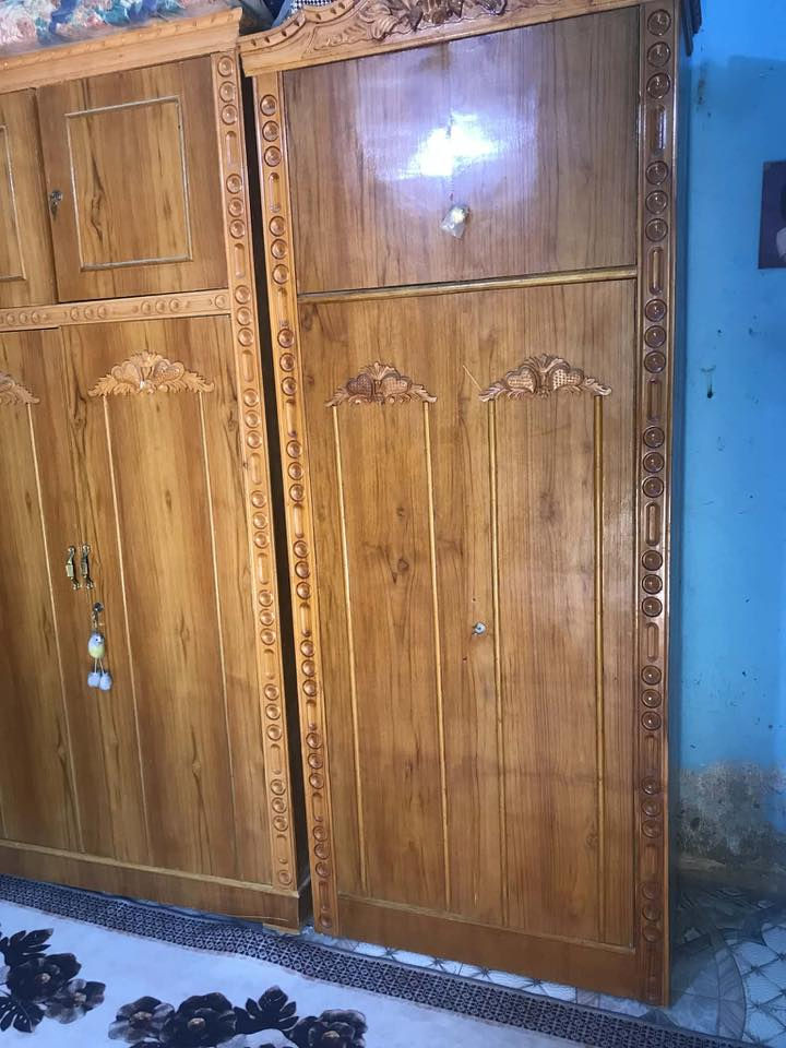 الغرفه للبيع 
السعر مليون و300


**إذا كنت صاحب هذا الإعلان وتريد حذفه لأي سبب، رجاءا أرسل رسالة إلى الدعم الفني**