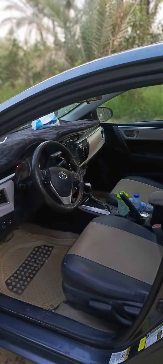 السلام عليكم كورلا مديل 2015 
الساره فول مواصفات عدا البصمه 
نضام يكو 
مانع انزلاق
تحكم جهتين 
فتحه 
مكينه 1800
كامرا 
شاشه ابلاد 
حداديه جديدة 
تخم تاير جديد 
رقم بغداد سنويه ورقم جدد بأسمي 
السياره بيها 3 قطع صبغ بدون دواخل 
وارد امريكي 
كير ومكينه مكفولات 
مكان السياره كربلاء
الشراي يتصل وبي خير ويدلل
*********** كربلاء, العراق
