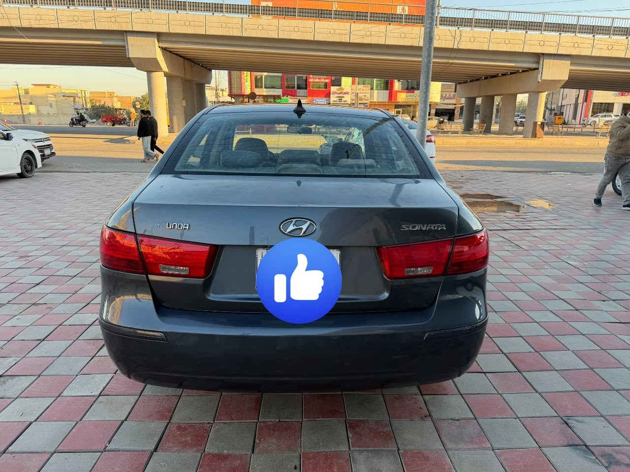 سوناتا 2009 وارد امريكي ضرر جاملغ امامي من امريكيا 
مصبوغه حزام بدون دواخل 
رقم انبار الماني 
تبريد وكير ومحرك شرط الفحص صدر جديد وتخم تاير 
مكان السياره الفلوجه 
السعر 103
***********
