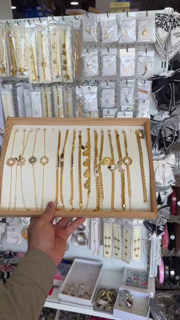 من قسم الاكسسوارات
كلكشن سوارات 
ضمان طلاء ثابت
التفاصيل والاسعار داخل الفيديو
العنوان:اليوسفية/مقابل المحكمة
ويوجد خدمة توصيل بغداد وجميع المحافظات
واتساب
‏‪***********‬‏
