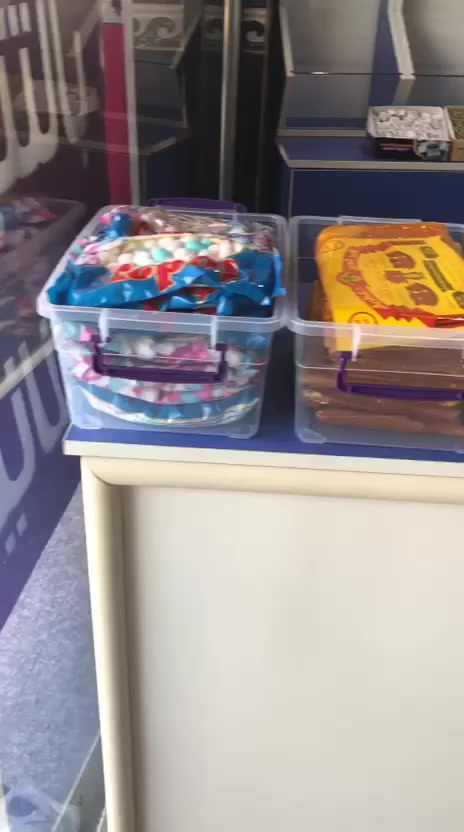 للبيع عارضة كرزات جديده ٩٩ بل ميه هـ***********
