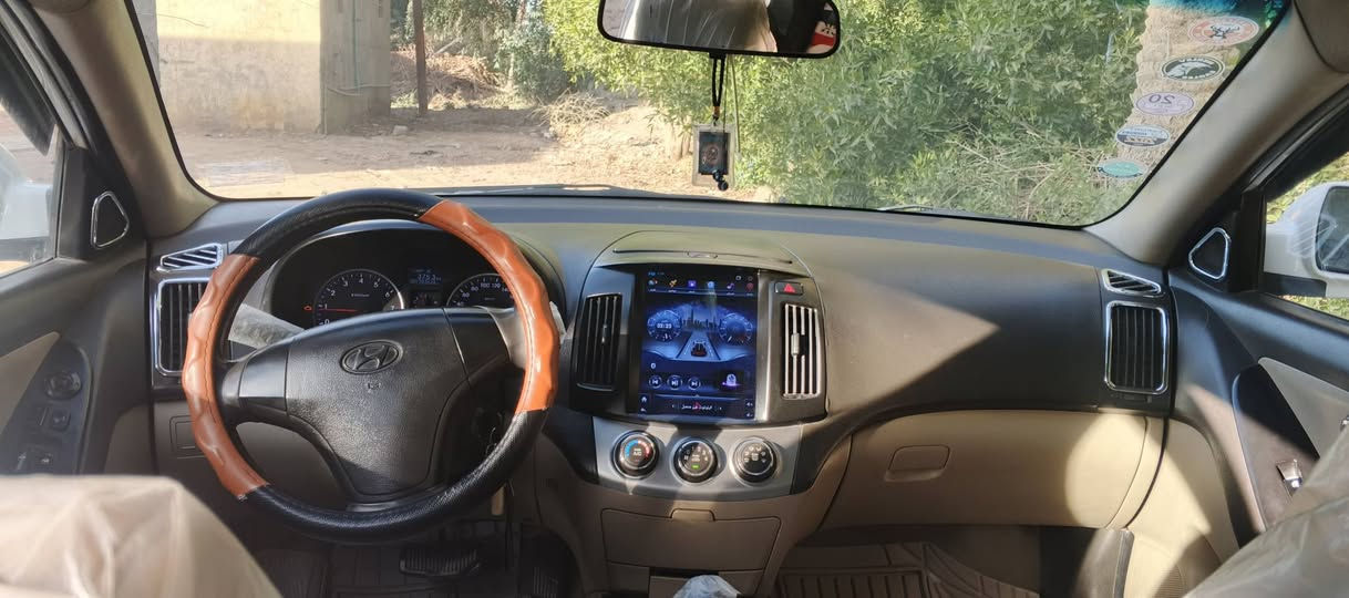 سلام عليكم النترا 2010 جاهزه من كلشي كير مكينه حداديه 
تخم تاير خطه رقم انكليزي بسمي مكاني ديوانيه قضاء غماس 
تصال واستفسار ع رقم ***********.    سعر 120 بيه مجال
