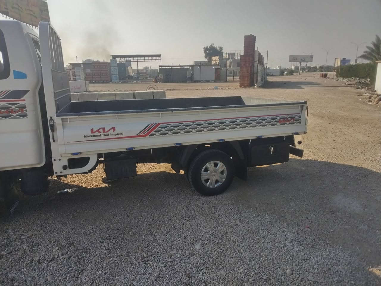 كيا موديل ٢٠١٨ السياره كفاله من الصبغ بيها بارد باب السايق والباقي كفاله محرك كفاله السعر ١٢٠ وبيها مجال رقم بغداد للتواصل *********** مكانها الرمادي
