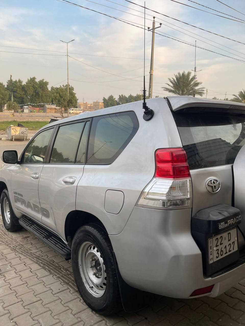 سلام عليكم
للبيع لاندكروز برادو 2013
سلك
كفاله عامه صبغ وتبديل وضربه 
عدا الدعاميات صبغ
كير ومحرك تبريد  ثلج
تخم تاير وحداديه  كله جديده
محرك كاز  كلش جديد 
كير عادي سلك 
 السياره بسمي سنويه لل2030
 مداور ثاني يوم 
رقم اربيل انكليزي

السعر 225 وبيه مجال بسيط 
مكانه نجف 
***********

 دواخل بالكارتون شرط
