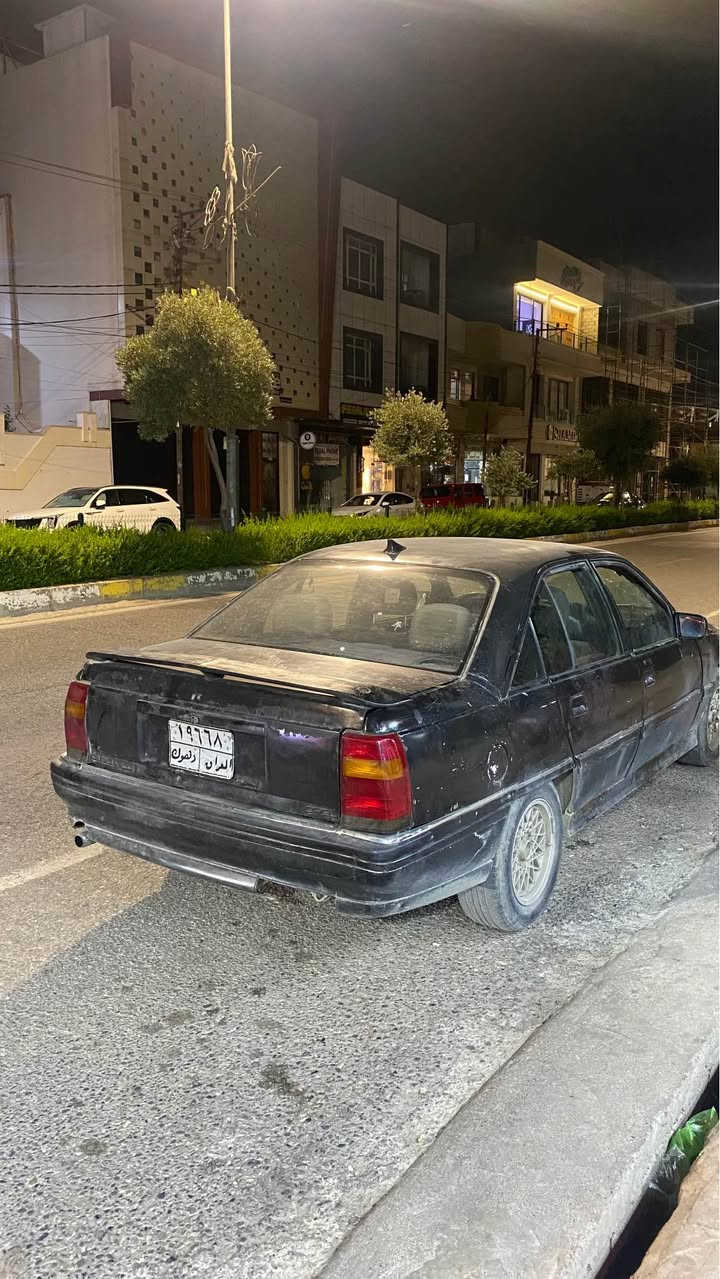 ئوميگا موديل ٩٢
غرامه ١.٢١٠٠٠٠
خوداني سه نه ويي به رزه يه 
ده ين دزي بشه رت قولبين بشه رت
مكينه گير شرت جديد 
***********
سعر ٢٥ ورقه زاخو, دهوك

