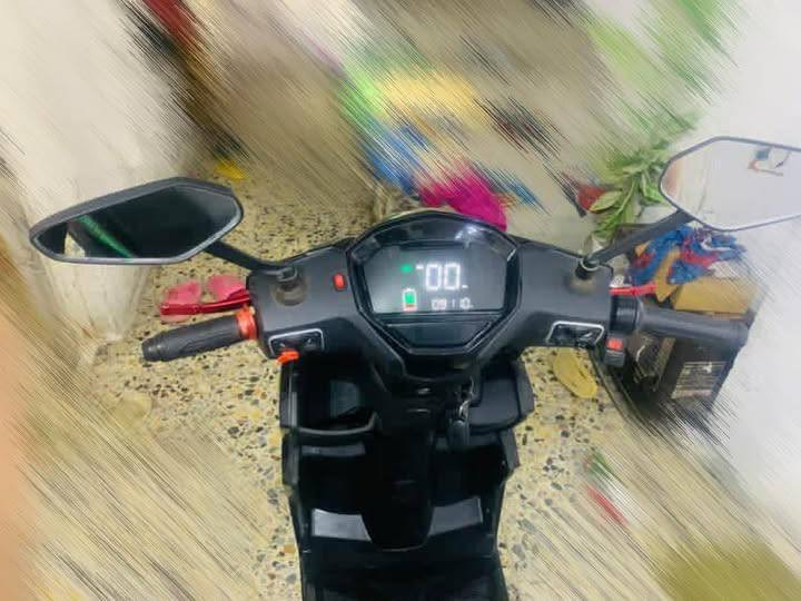 سلام عليكم
دراجه ماتركس 2025
6 بطاريات كبار(32v)
كهربائيات كله شغاله 
بيه نضام الرجوع (R)
يعني كله شغاله ما نقاصه شي
السعر:600وبيه مجال
مكاني مدينه الصدر قطاع22
الشراي يتصل:***********
