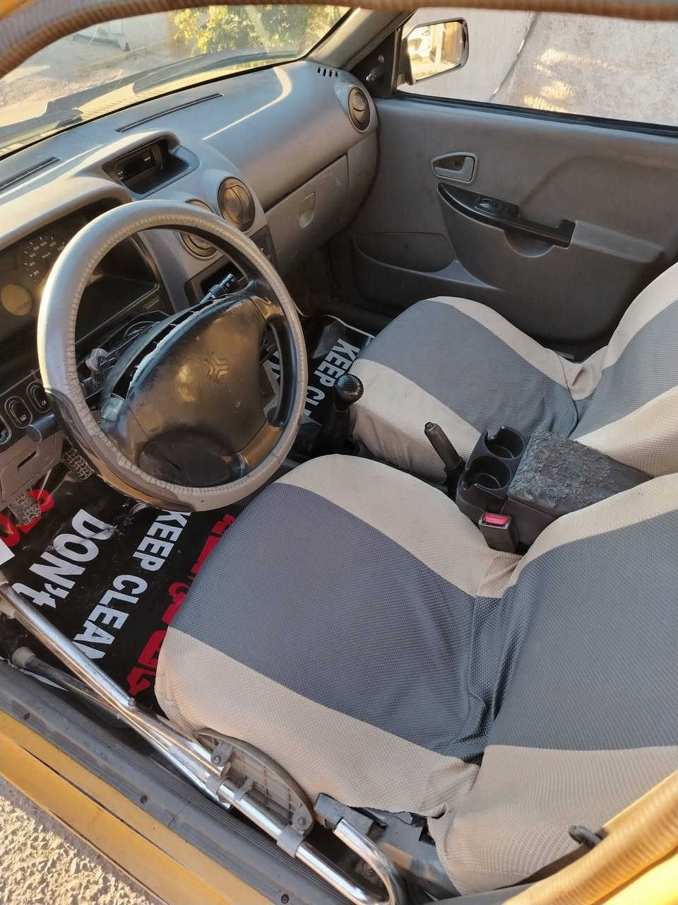 السلام عليكم سايبا ٢٠١٣سيارة كير ومحرك وتخم تاير وكلج وباتري تمام بس الدرايم شفت جهت العبري بي طكطكه والشاصي الايمن بي فطر السيارة باسمي رقم انكليزي هيئه وغرامات  مصفرة سنوية لغاية ٢٠٣٠ السعر ٢٦ ورقة وبيها مجال بسيط
الاستفتر الاتصال ***********
***********
مكاني بغداد
