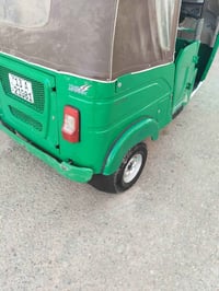 تكتك 22مرقم للبيع ب 8وبيها مجال 07780430758