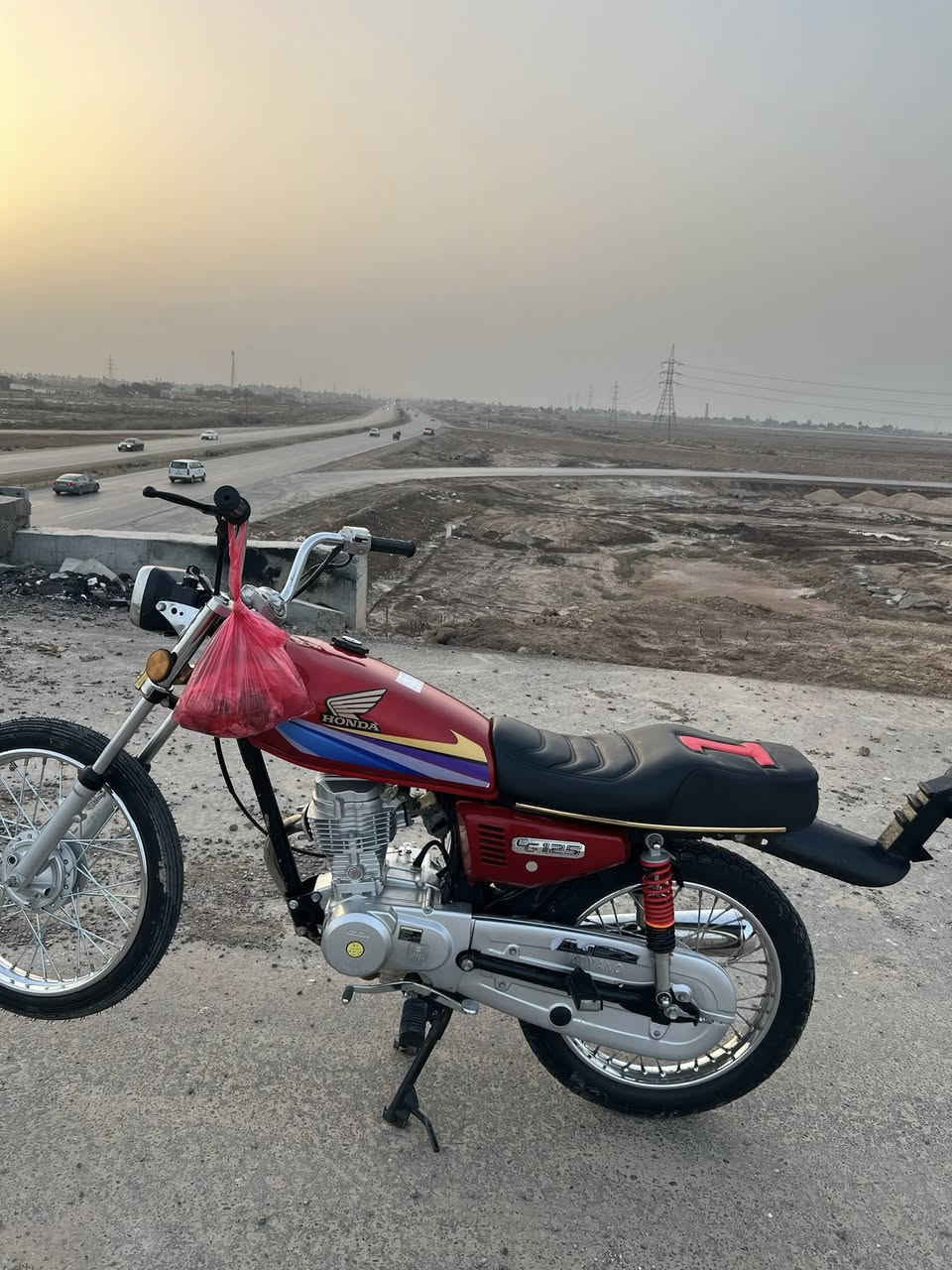 السلام عليكم دراجه لبيع
تعميره 2026 رقمي *********** سعره قفل 850
