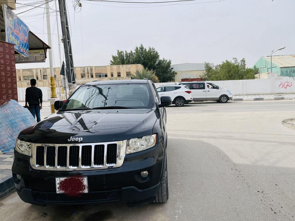 سلام عليكم للبيع جيب ٢٠١٣ سياره جاهزه من كلشي كصه بجم جديده ومابيه نقص احلا من الصور مكانه ناصريه*********** السعر ٦٨ وبيه مجال بسيط كلش
