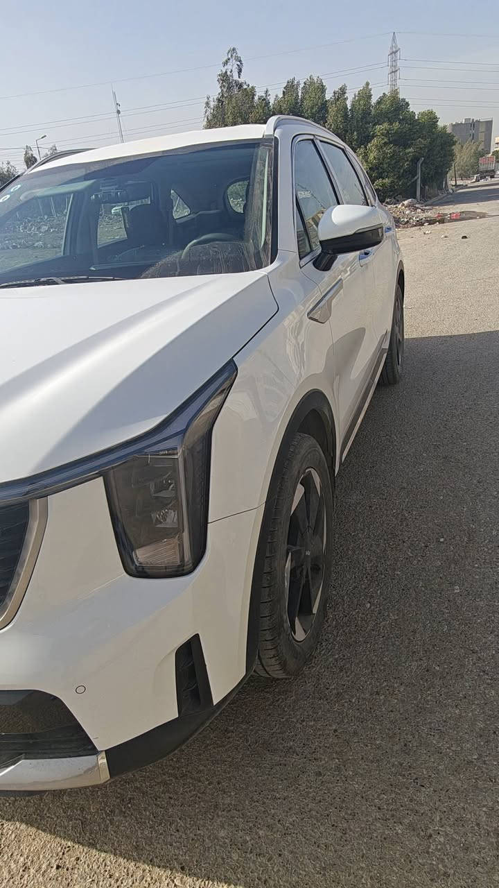 السلام عليكم 
للبيع سورنتو خليجي 2024 
السياره 4 سلندر 7 راكب 
ماشيه 29 الف 
السياره مكفوله كفاله عامه ماعدا شخطه من جهه يم السايق موضوحه بالسونار ب275$  وبيها مجال بسيط 
مكاني الكاظميه ***********
