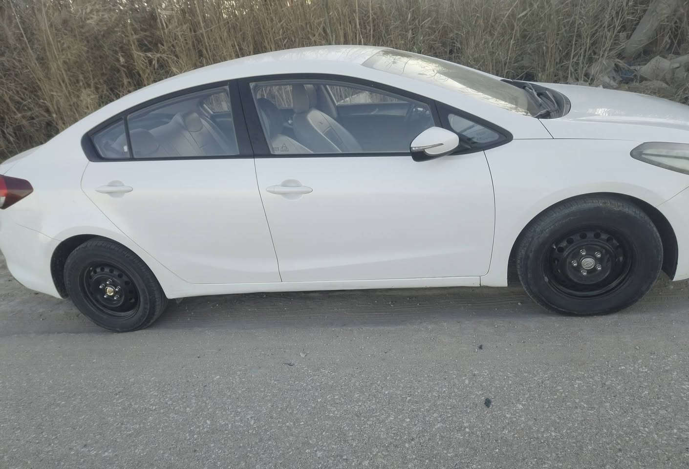 سلام عليكم كيا سيراتو كفاله خليجي مديل 17 تخم تايرات نص موصفات موصفات
مكينه 1600  وكير وتبريد كفاله ماشيه 135 جديده سياره 

سعر 133 وبيه مجال هاذه رقمي *********** الاستفسار
