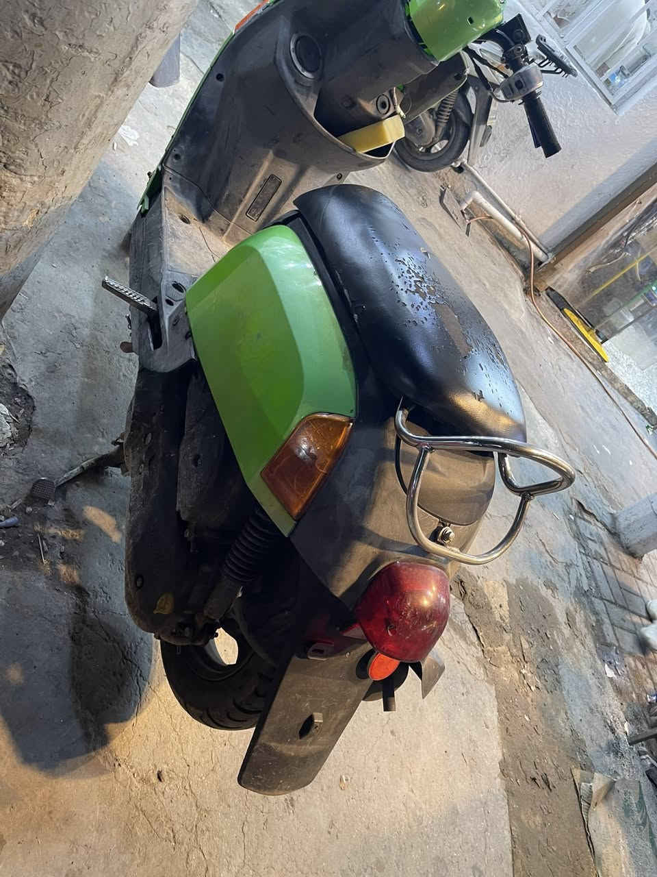 السلام عليكم للبيع ماكس بوليسي نوزل مبدل مكينه مال رمبه قبل اسبوعين دراجه خير من الله نكره سلف ششويه كفراتها تعبانه  ب٤٢٥ مكاني الاعظميه ***********
